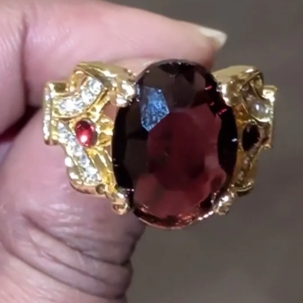 Elegant Gold Plated Cocktail Unisex Ring with Deep Red Gemstone Sz 13
